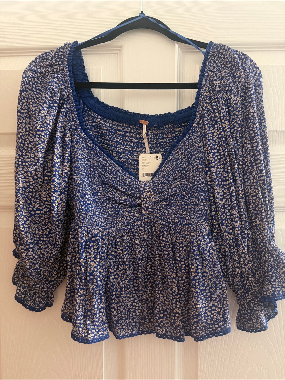 Free people Blue Floral Puff-Sleeve Peplum Top